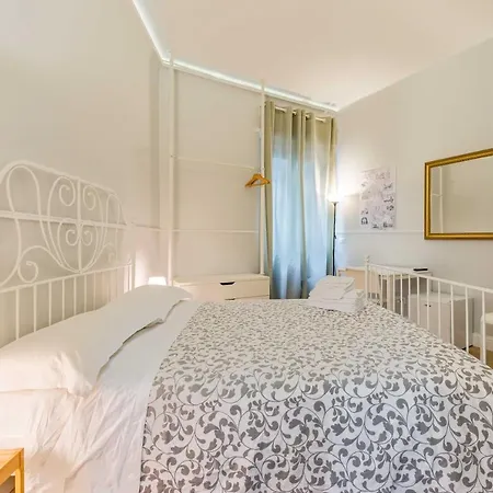 Un Attimo A Bed and Breakfast Ρώμη