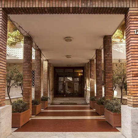 Un Attimo A Bed and Breakfast *