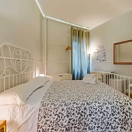 Frühstückspension Un Attimo A 4*