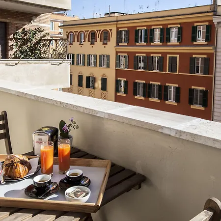 Un Attimo A Bed & Breakfast Rome