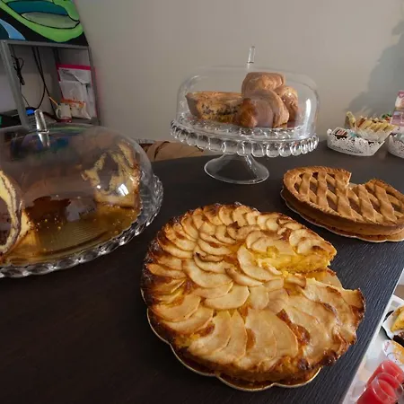 Un Attimo A فندق مبيت وإفطار روما