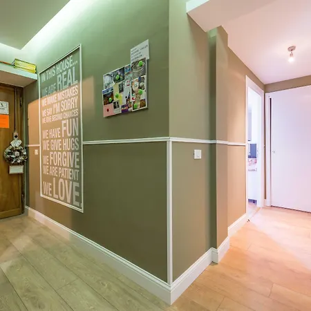 Un Attimo A فندق مبيت وإفطار 4*